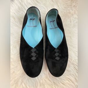 Thierry Rabotin Grace Suede Leather Flat Black 6.5-7